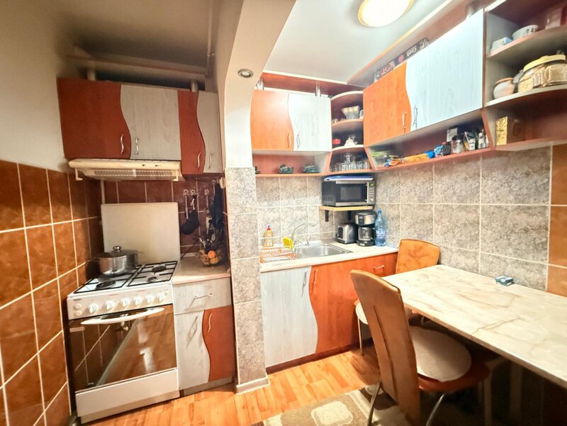 Iosfein, apartament 2 camere, 42 mp utili.